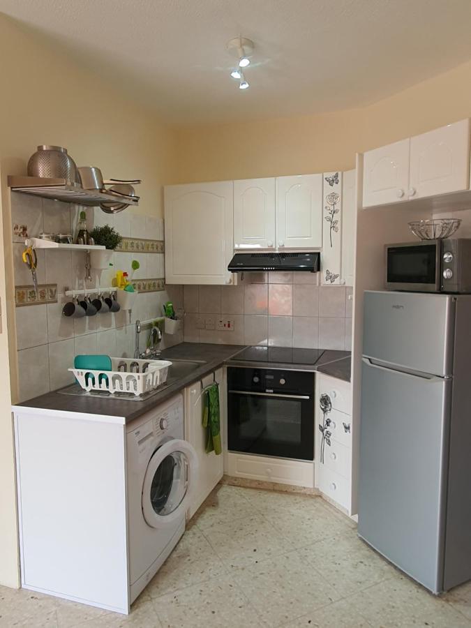 Kings Palace 304 Apartment Paphos Bagian luar foto